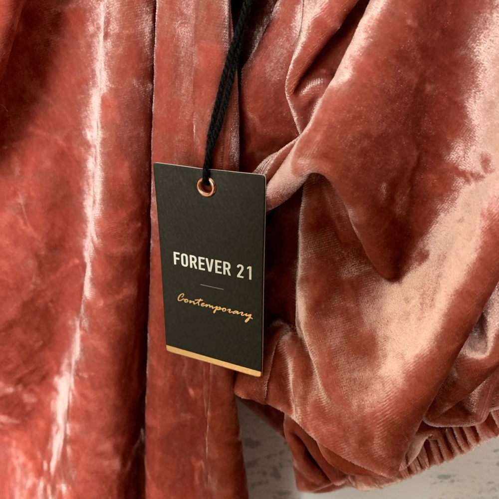 Forever 21 Velvet Off the Shoulder Top - Picture 5 of 6